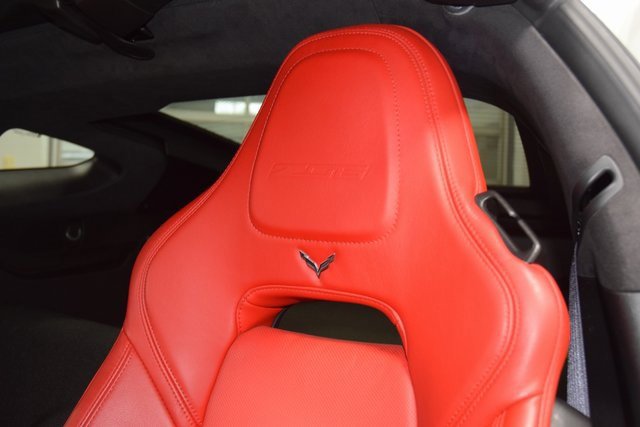 Used 2015 Chevrolet Corvette Z06 w/ 3LZ Preferred Equipment Group image 43