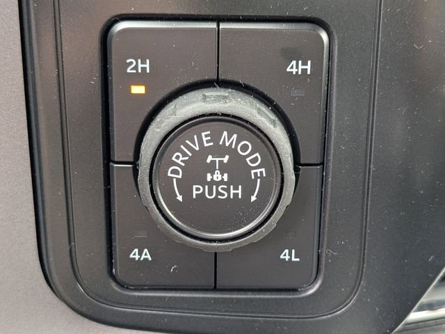 New 2025 Ford F150 Lariat w/ Equipment Group 502A High image 28