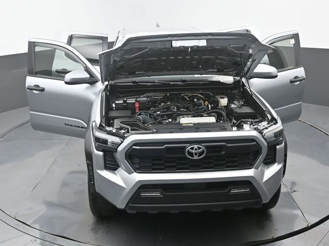 Used 2025 Toyota Tacoma TRD Off-Road AWD/4WD image 33