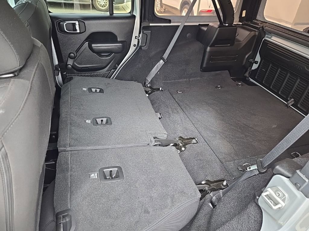 Used 2022 Jeep Wrangler Unlimited Willys image 43