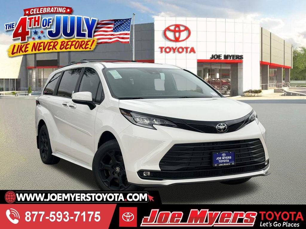 New 2026 Toyota Sienna XLE Woodland Edition