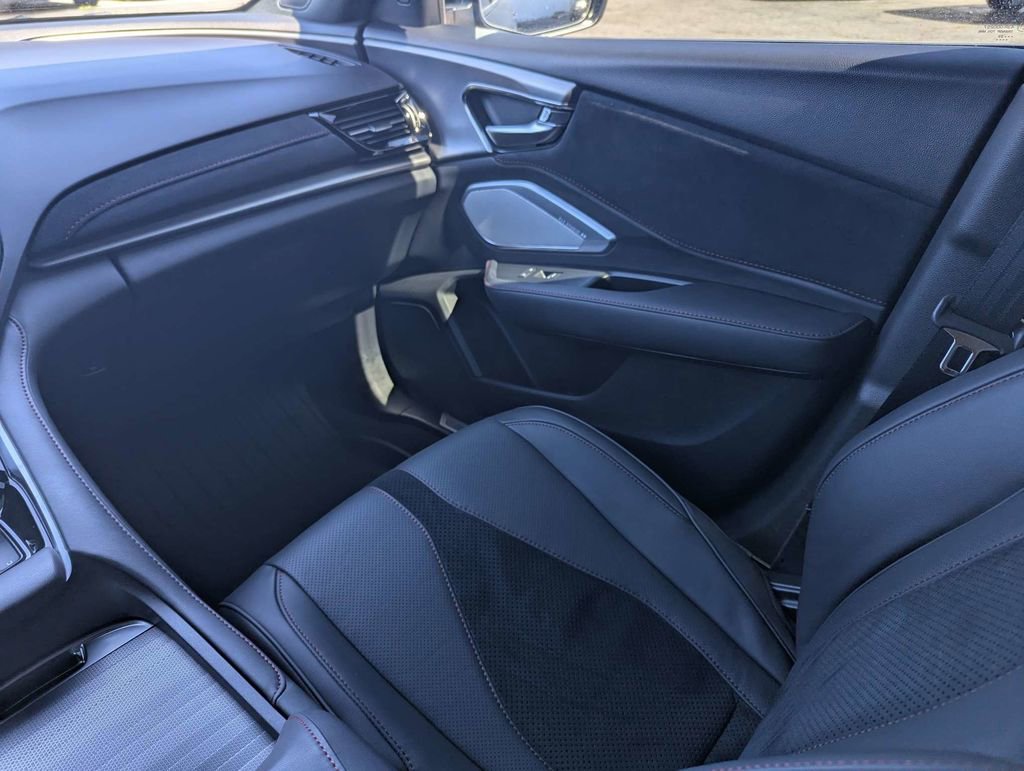 Used 2023 Acura RDX A-Spec image 17