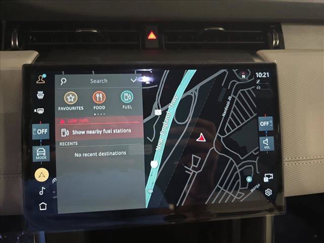 New 2026 Land Rover Discovery Sport Landmark AWD/4WD image 24