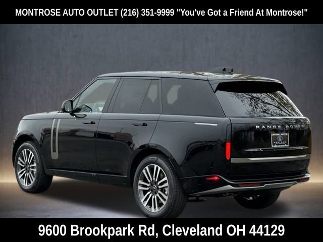 New 2025 Land Rover Range Rover SE image 4