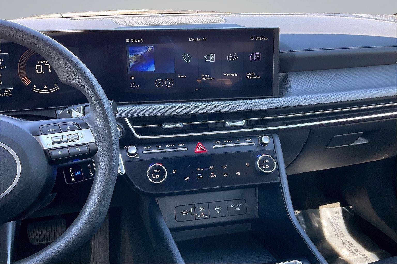 Used 2025 Hyundai Sonata SEL FWD image 7