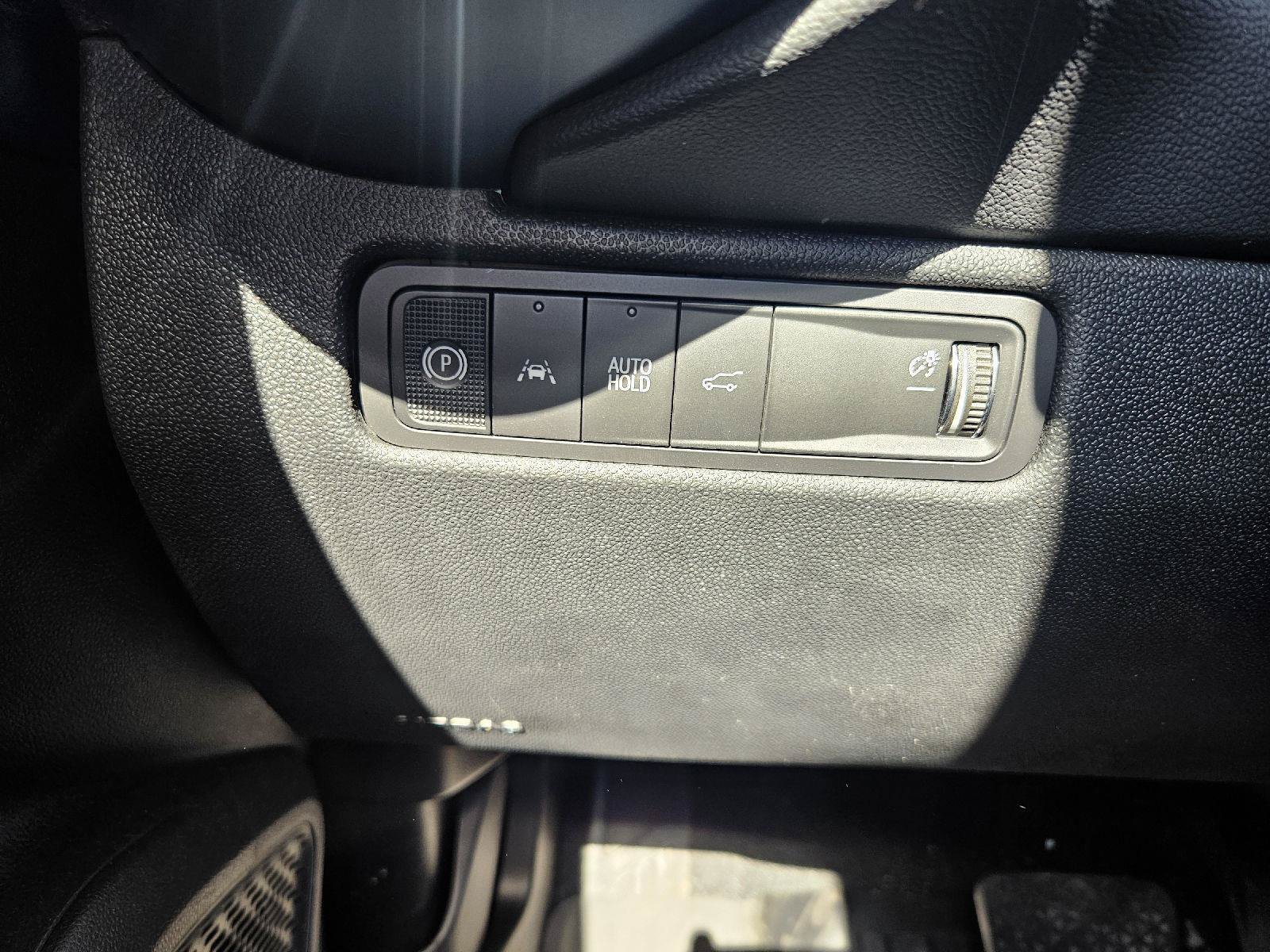 Used 2025 Chevrolet Equinox EV LT w/ Convenience Package FWD image 16