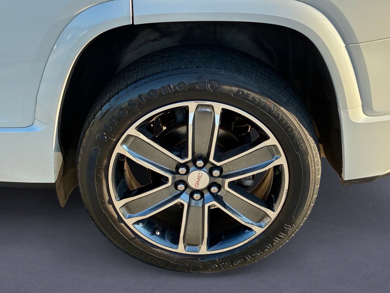 Used 2017 GMC Acadia Denali w/ Technology Package AWD/4WD image 9