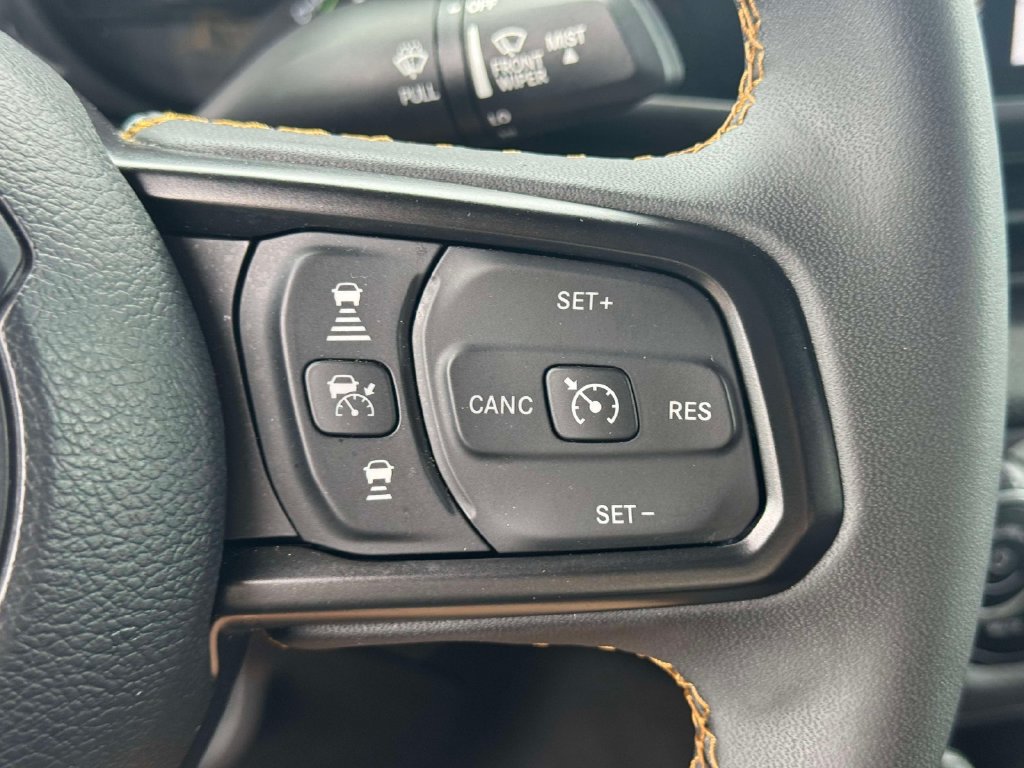 Used 2024 Jeep Wrangler Unlimited w/ Convenience Group AWD/4WD image 20