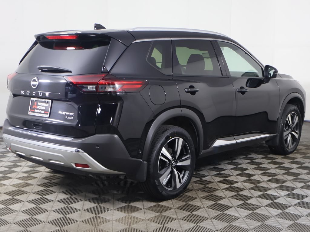 Used 2023 Nissan Rogue Platinum AWD/4WD image 14