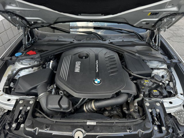 Used 2017 BMW 340i Gran Turismo xDrive image 5