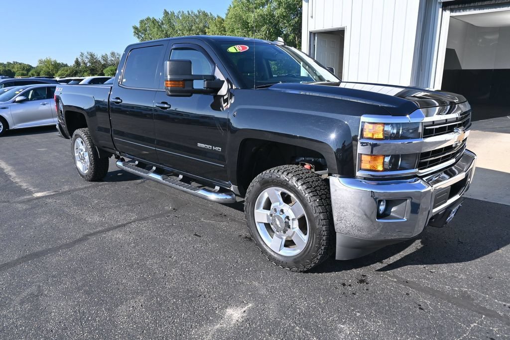 Used 2019 Chevrolet Silverado 2500 LT w/ All Star Edition AWD/4WD image 14