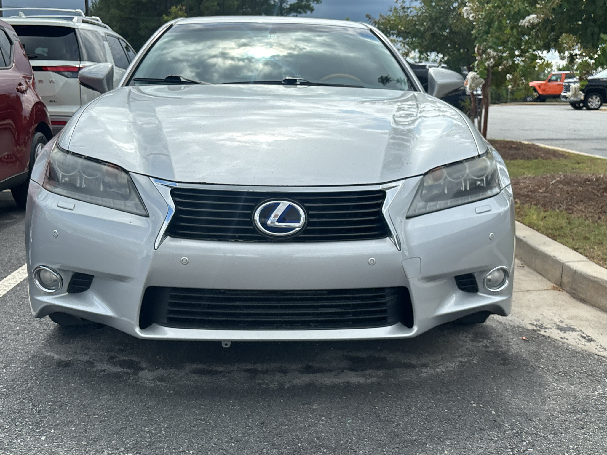 Used 2013 Lexus GS 450h w/ Luxury Pkg RWD image 2