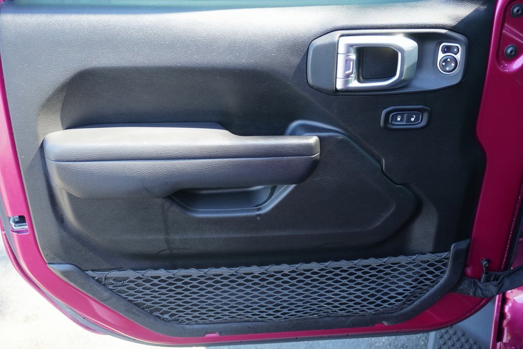 Used 2022 Jeep Wrangler Unlimited Rubicon w/ LED Lighting Group image 10