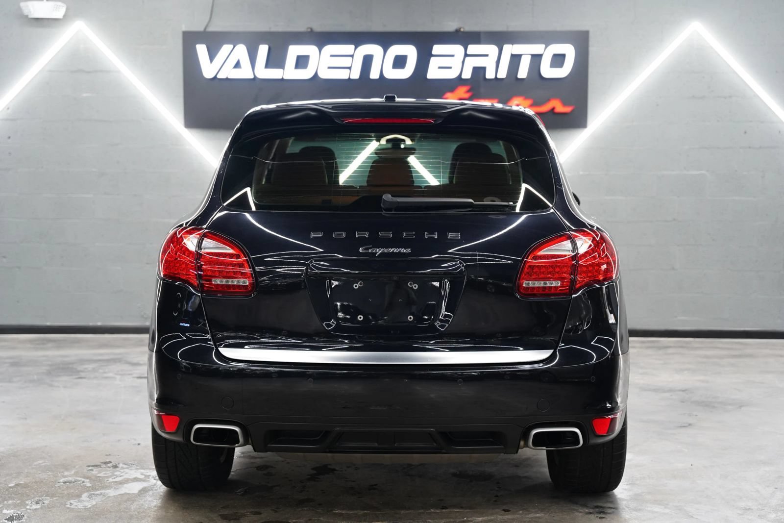 Used 2014 Porsche Cayenne AWD/4WD image 19