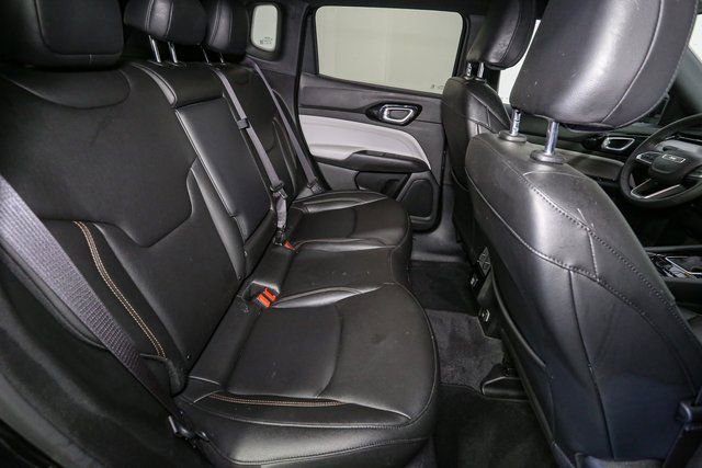 Used 2024 Jeep Compass Limited image 19