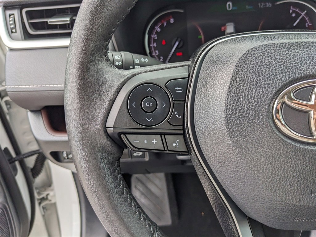 Used 2022 Toyota RAV4 Limited image 34