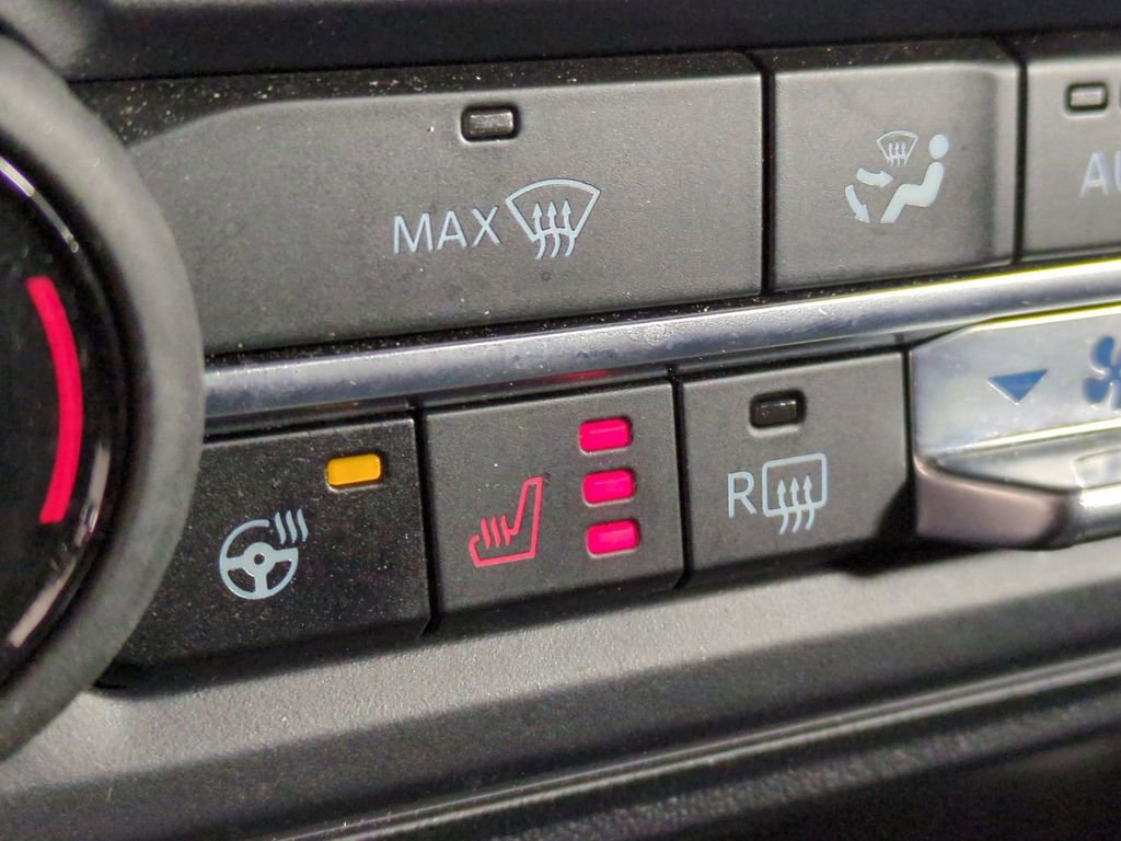 Used 2023 Ford Bronco Badlands image 26