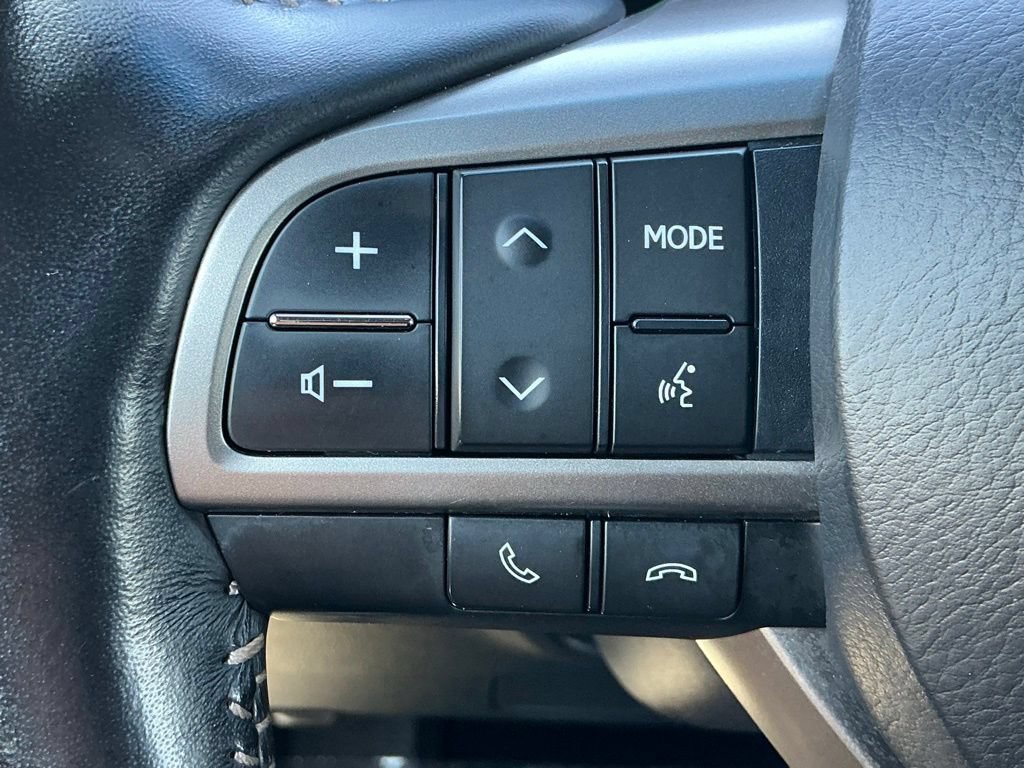 Used 2020 Lexus GX 460 Luxury w/ Accessory Package AWD/4WD image 31