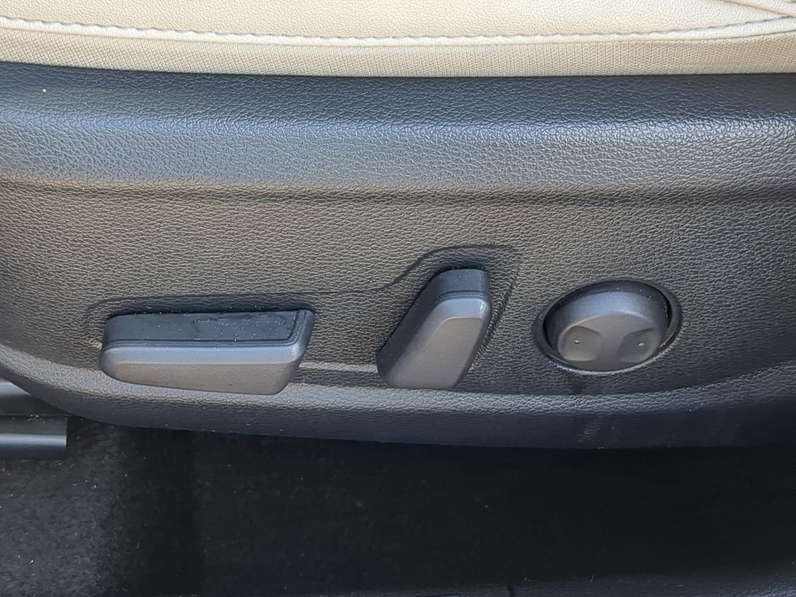 Used 2022 Kia Seltos EX image 20