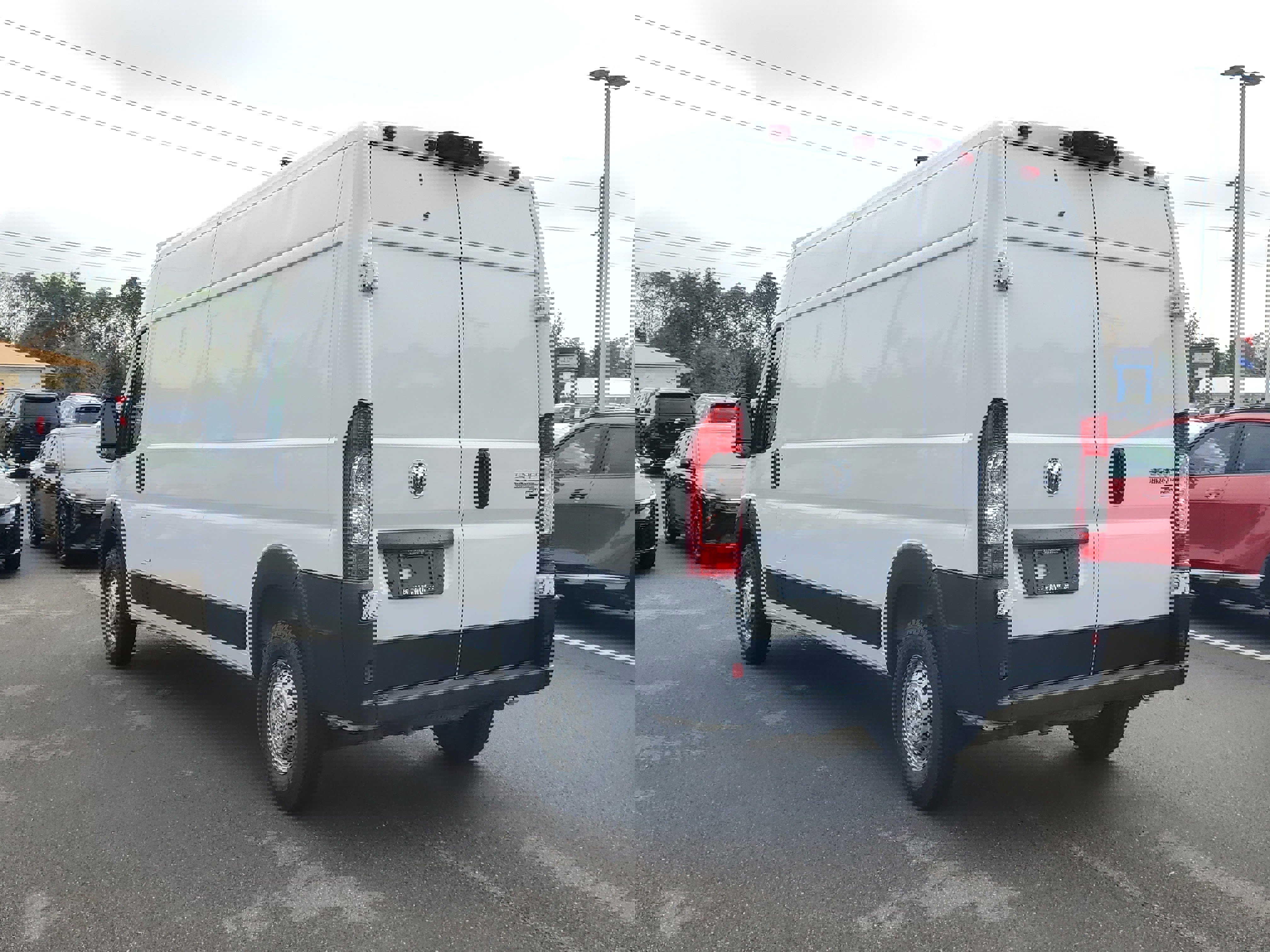 Used 2025 RAM ProMaster 2500 w/ Convenience Group image 4