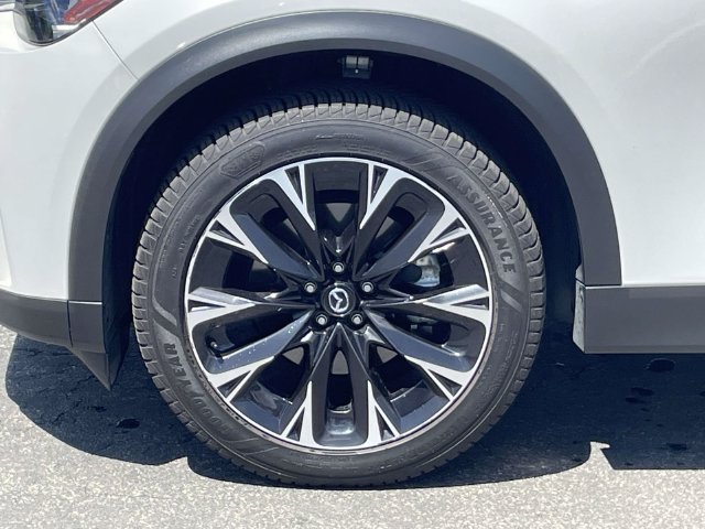 Used 2024 MAZDA CX-90 Plug-In Hybrid w/ Premium Plus AWD/4WD image 12
