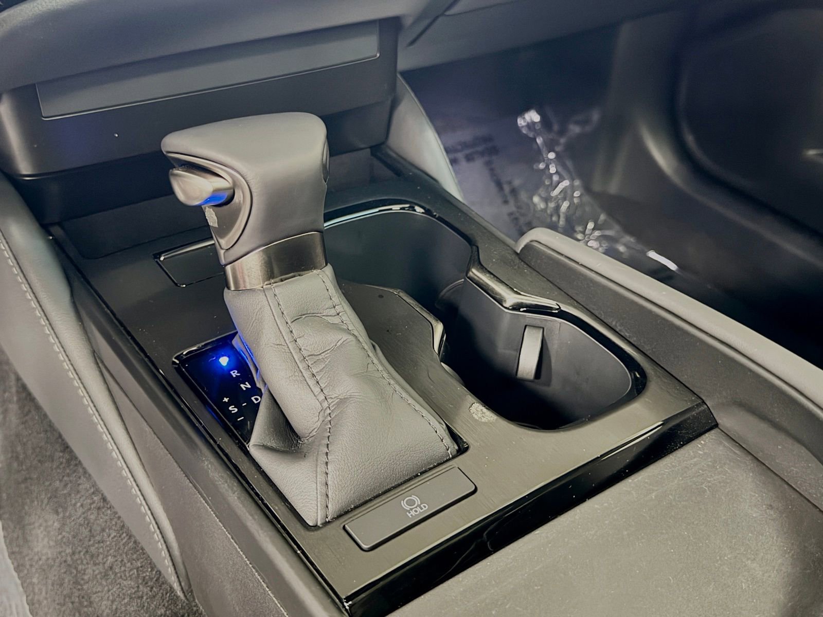 Used 2025 Lexus ES 350 w/ Accessory Package (Z1) image 29