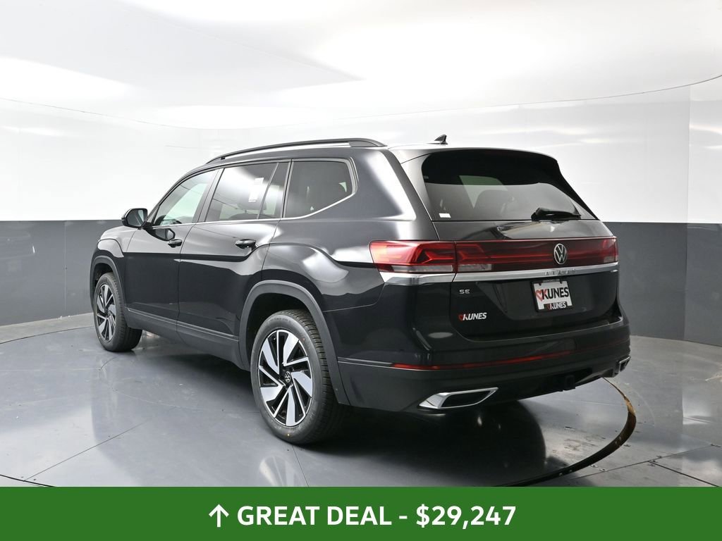 Used 2024 Volkswagen Atlas SE image 12