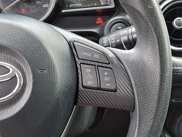 Used 2018 Toyota Yaris iA FWD image 24