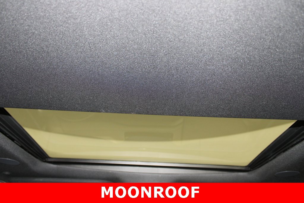 Used 2025 Ford F150 Lariat w/ Equipment Group 502A High image 15