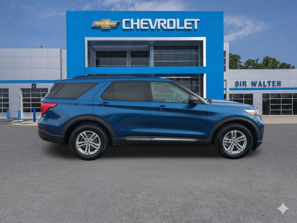 Used 2020 Ford Explorer XLT image 7