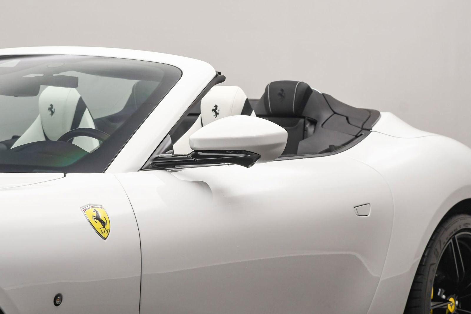 Certified 2024 Ferrari Roma Spider image 11