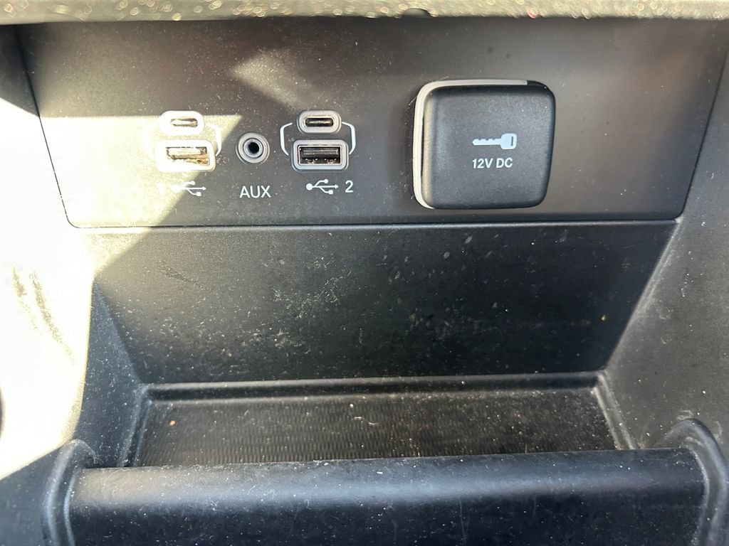Used 2023 Jeep Grand Cherokee L Limited AWD/4WD image 30