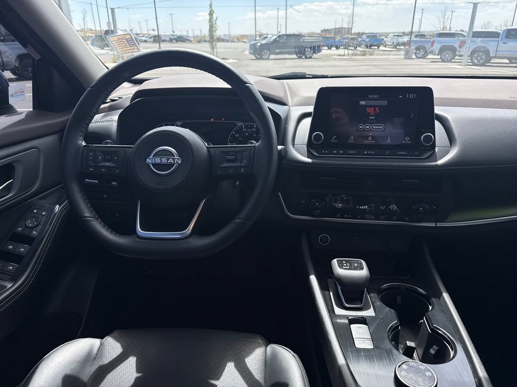 Used 2023 Nissan Rogue SV w/ SV Premium B Package AWD/4WD image 11