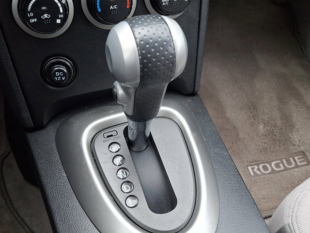 Used 2011 Nissan Rogue SV AWD/4WD image 14