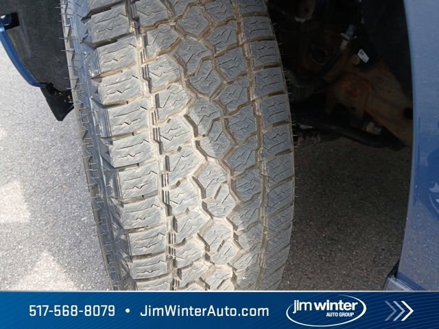 Used 2024 Chevrolet Silverado 1500 RST w/ Convenience Package II AWD/4WD image 4