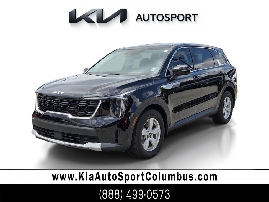 Certified 2025 Kia Sorento LX FWD image 1