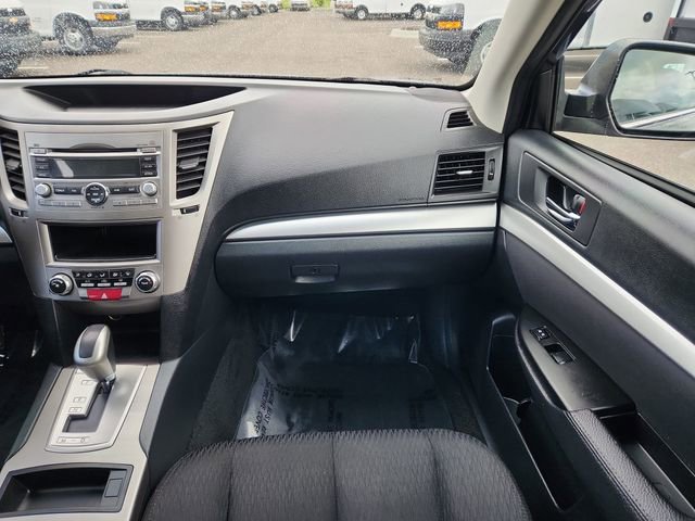 Used 2011 Subaru Outback 2.5i AWD/4WD image 22