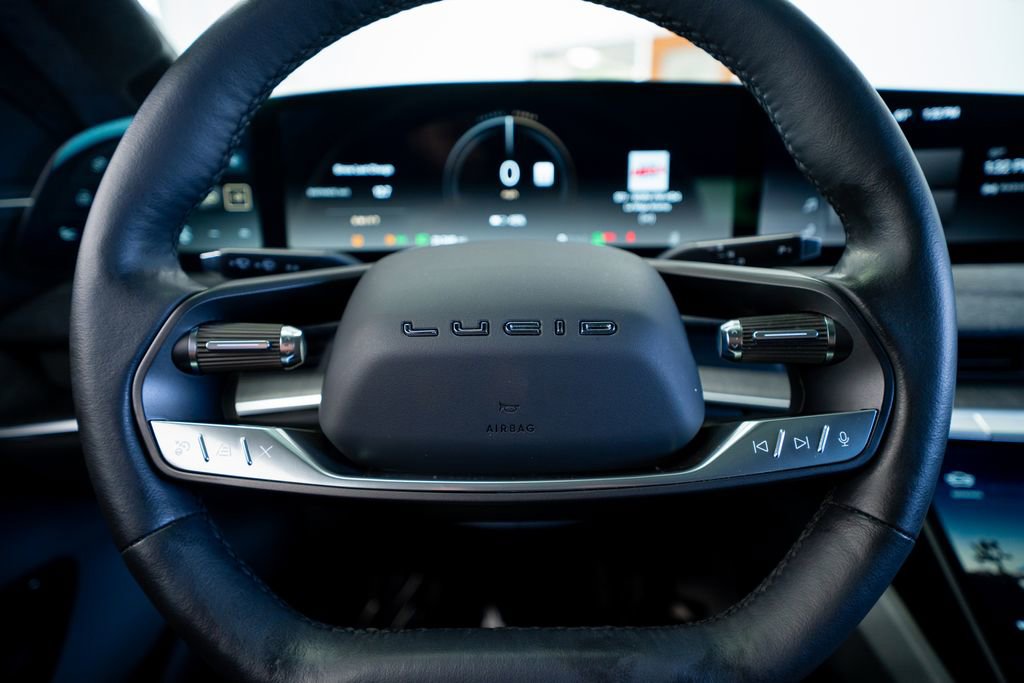 Used 2024 Lucid Air Touring AWD/4WD image 32