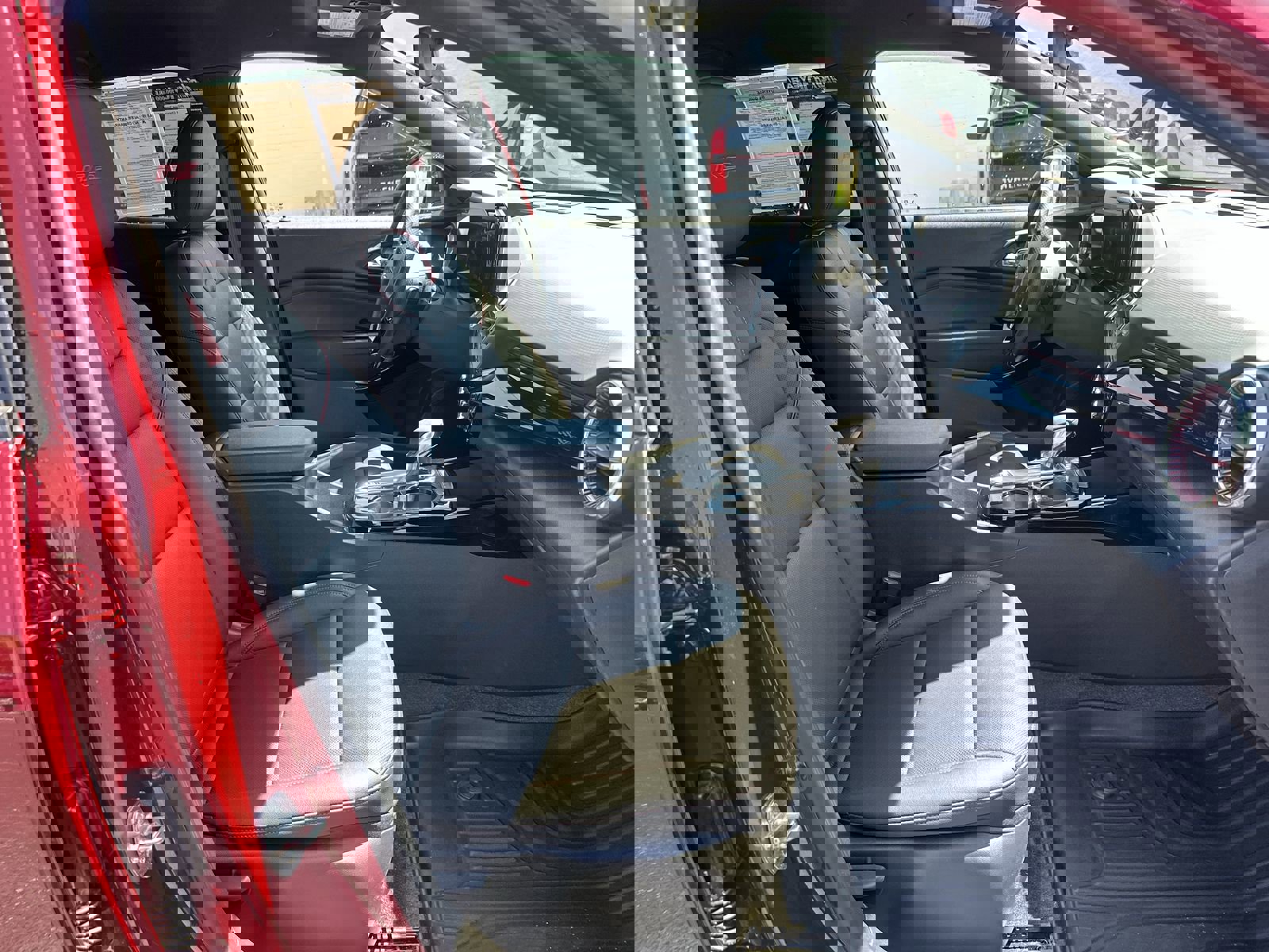 Used 2025 Chevrolet Trax RS w/ Driver Confidence Package image 22