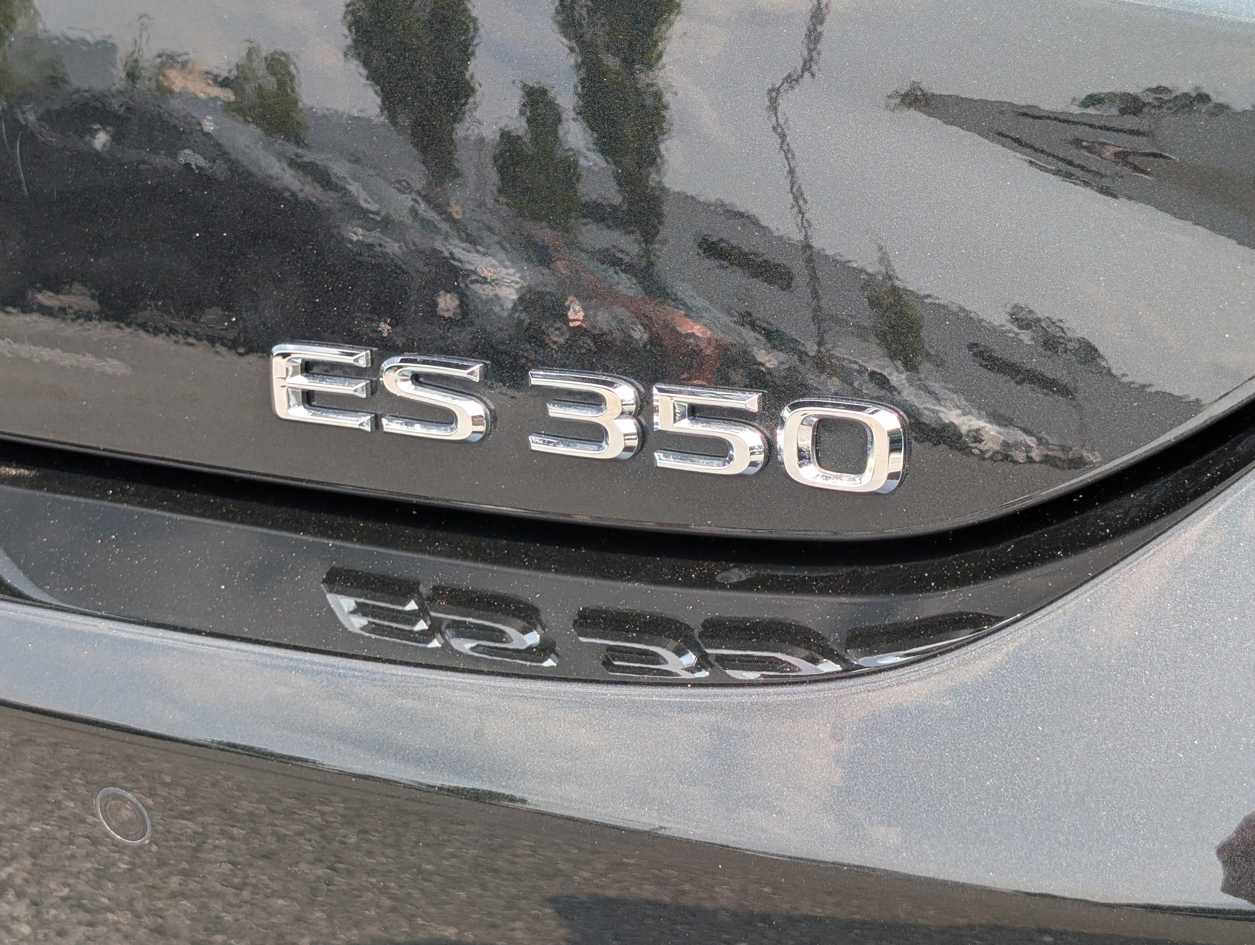 Certified 2025 Lexus ES 350 w/ Premium Package FWD image 9