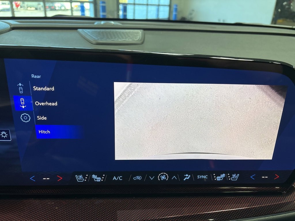 New 2026 Chevrolet Traverse RS image 22