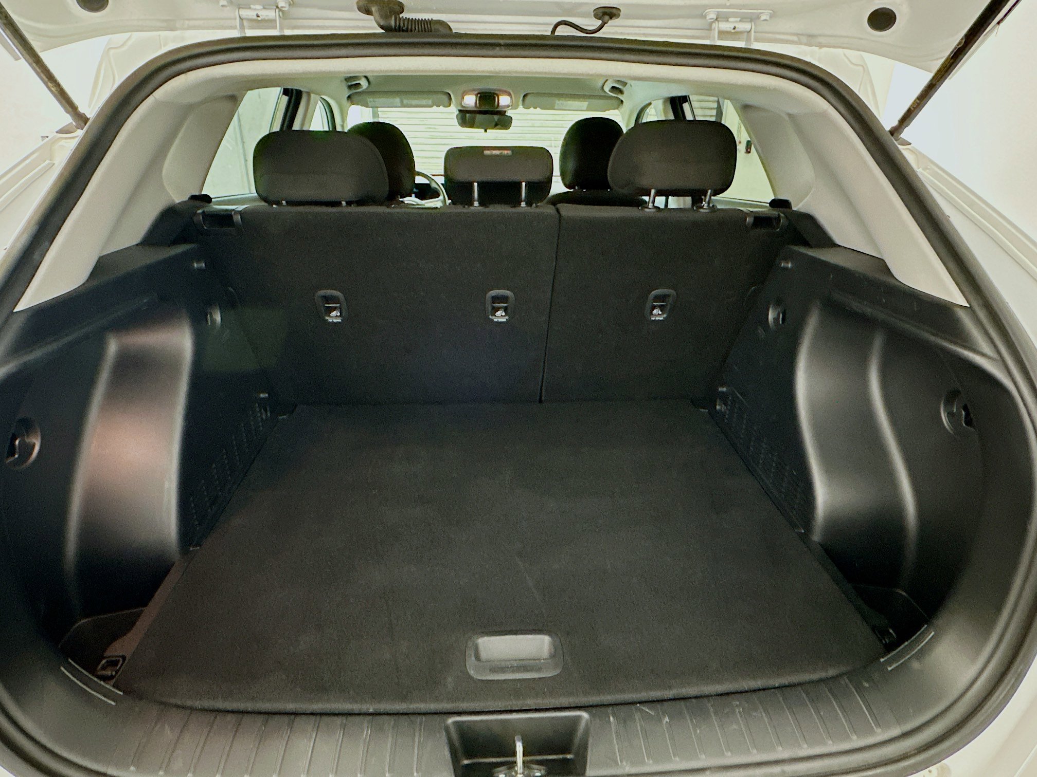 Used 2025 Hyundai Kona SEL image 29