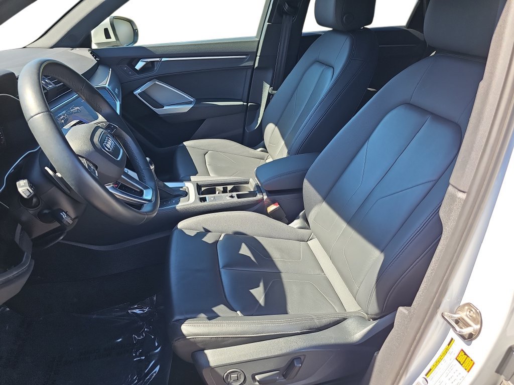 Used 2025 Audi Q3 2.0T Premium AWD/4WD image 15