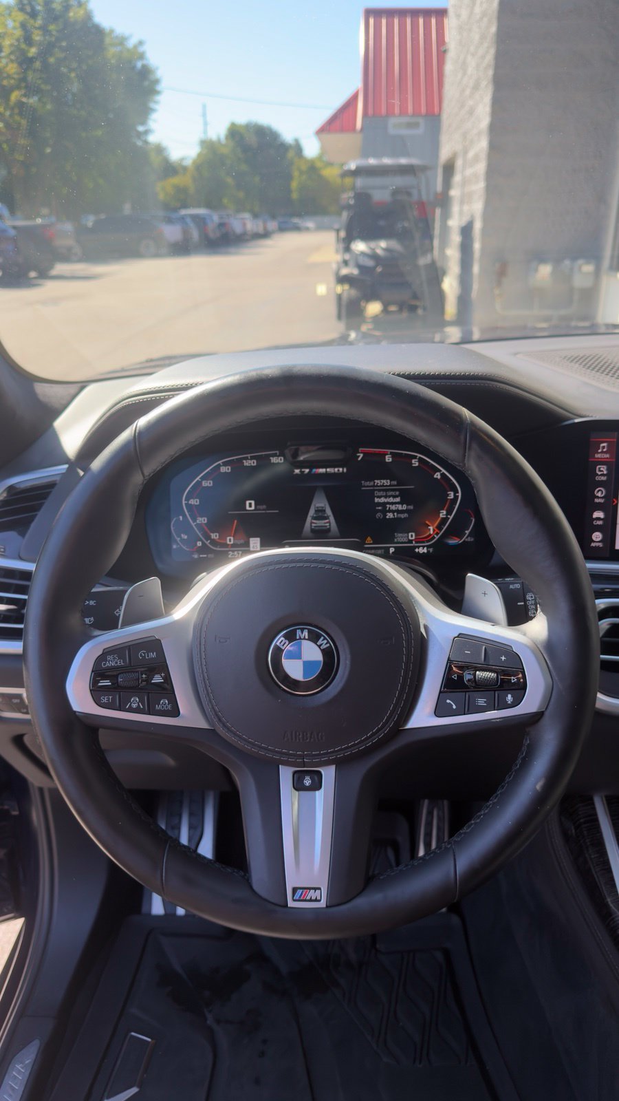 Used 2021 BMW X7 M50i AWD/4WD image 15
