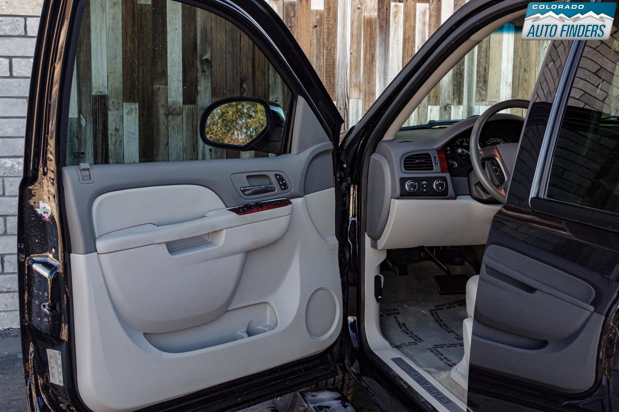 Used 2013 Chevrolet Tahoe LTZ image 10