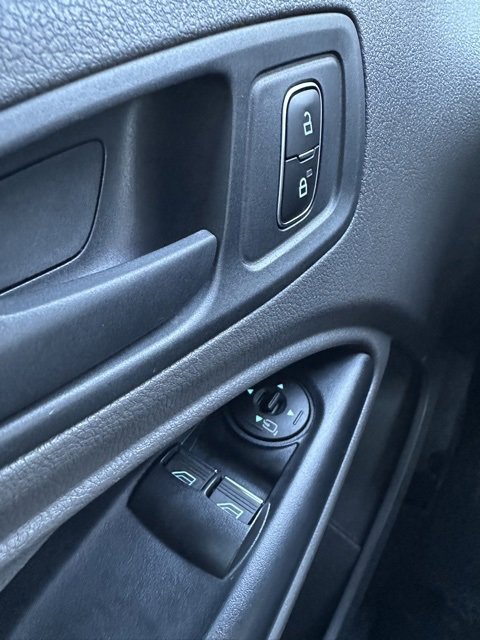 Used 2023 Ford Transit Connect XL image 19