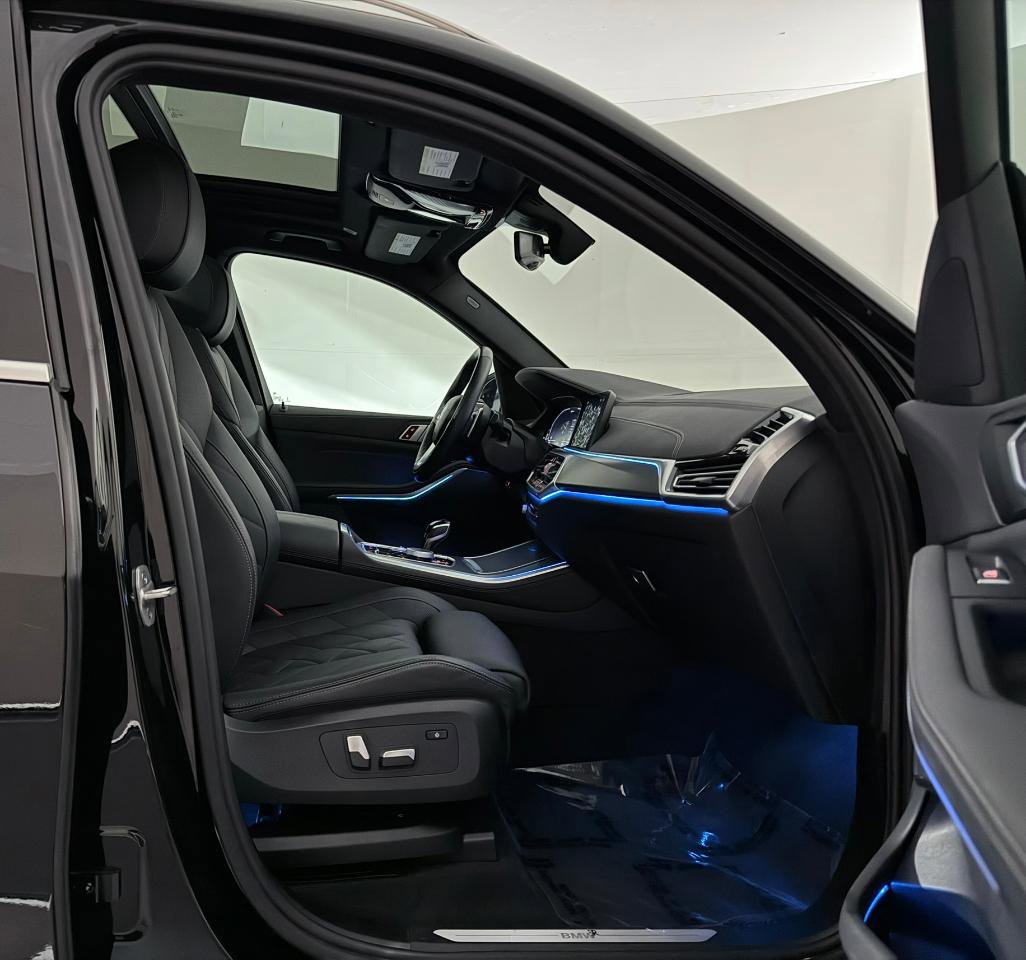 Used 2023 BMW X5 xDrive45e w/ Climate Comfort Package image 25