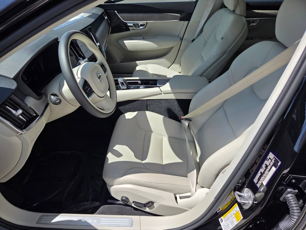 Used 2023 Volvo S90 B6 Plus AWD/4WD image 13