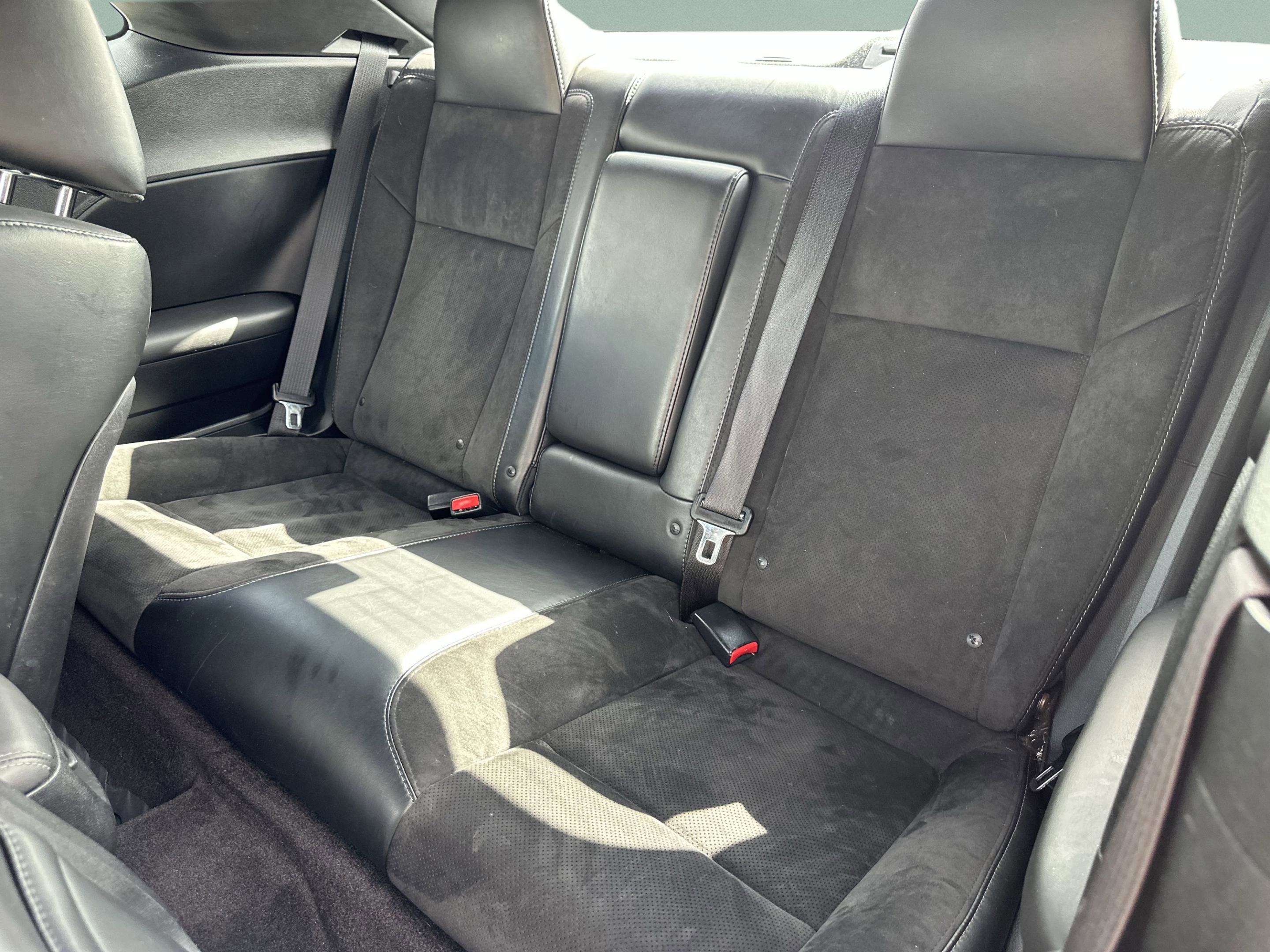 Used 2017 Dodge Challenger GT w/ Technology Group image 16