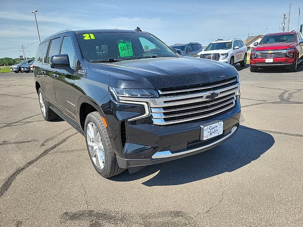 Used 2021 Chevrolet Suburban High Country w/ Premium Package AWD/4WD image 3